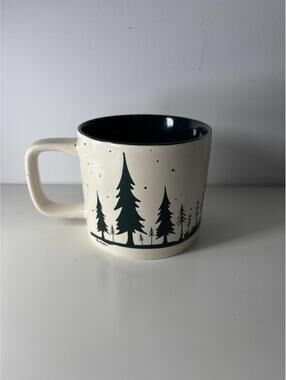 Tim Hortons 2019 Wolf Forest Silhouette Mug Green Interior Speckled
